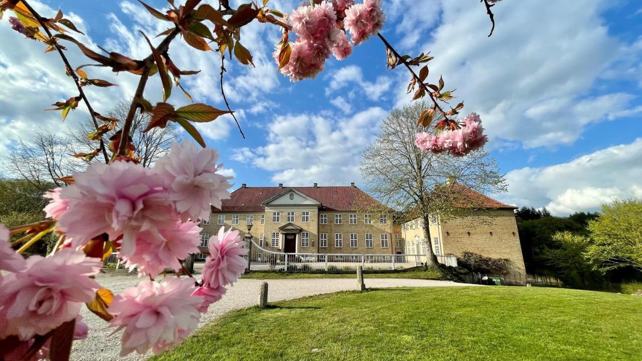 Hotel Skjoldenaesholm Slot Jystrup Exterior foto